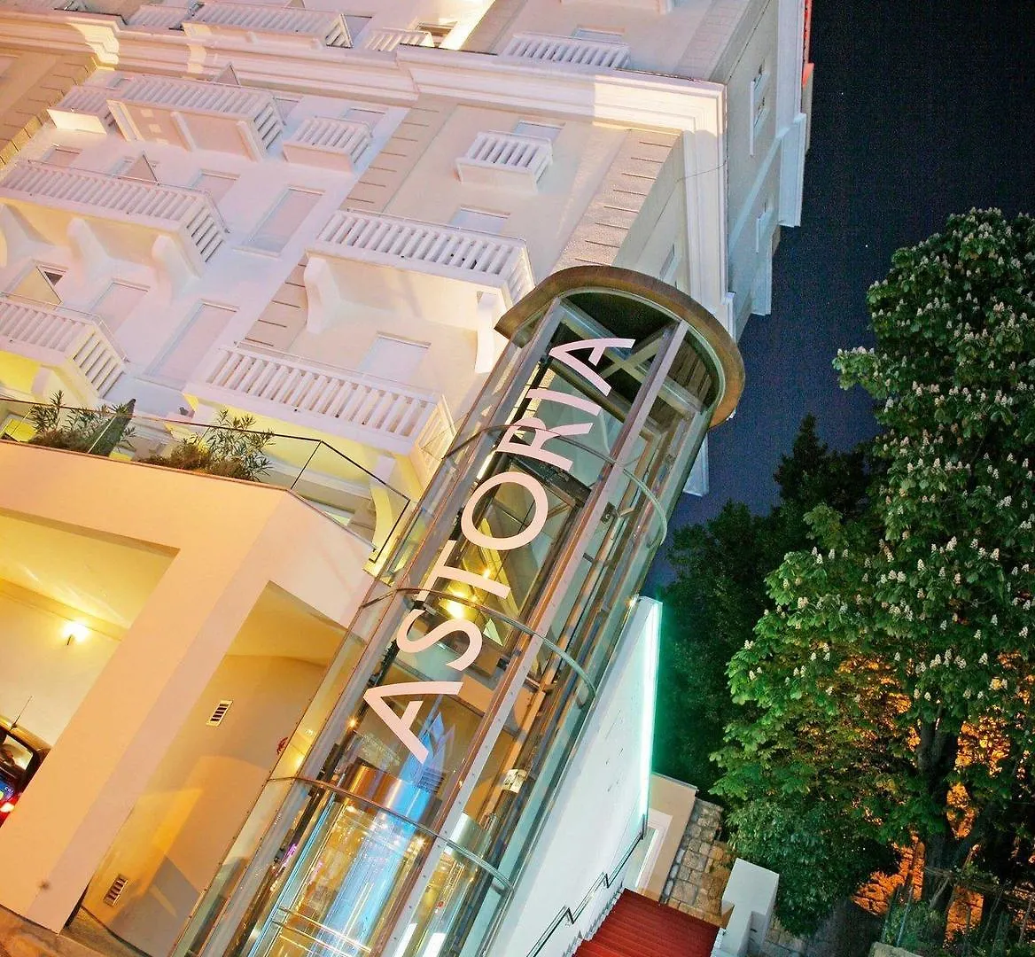 Astoria Hotel Opatija 4*,  Croatia