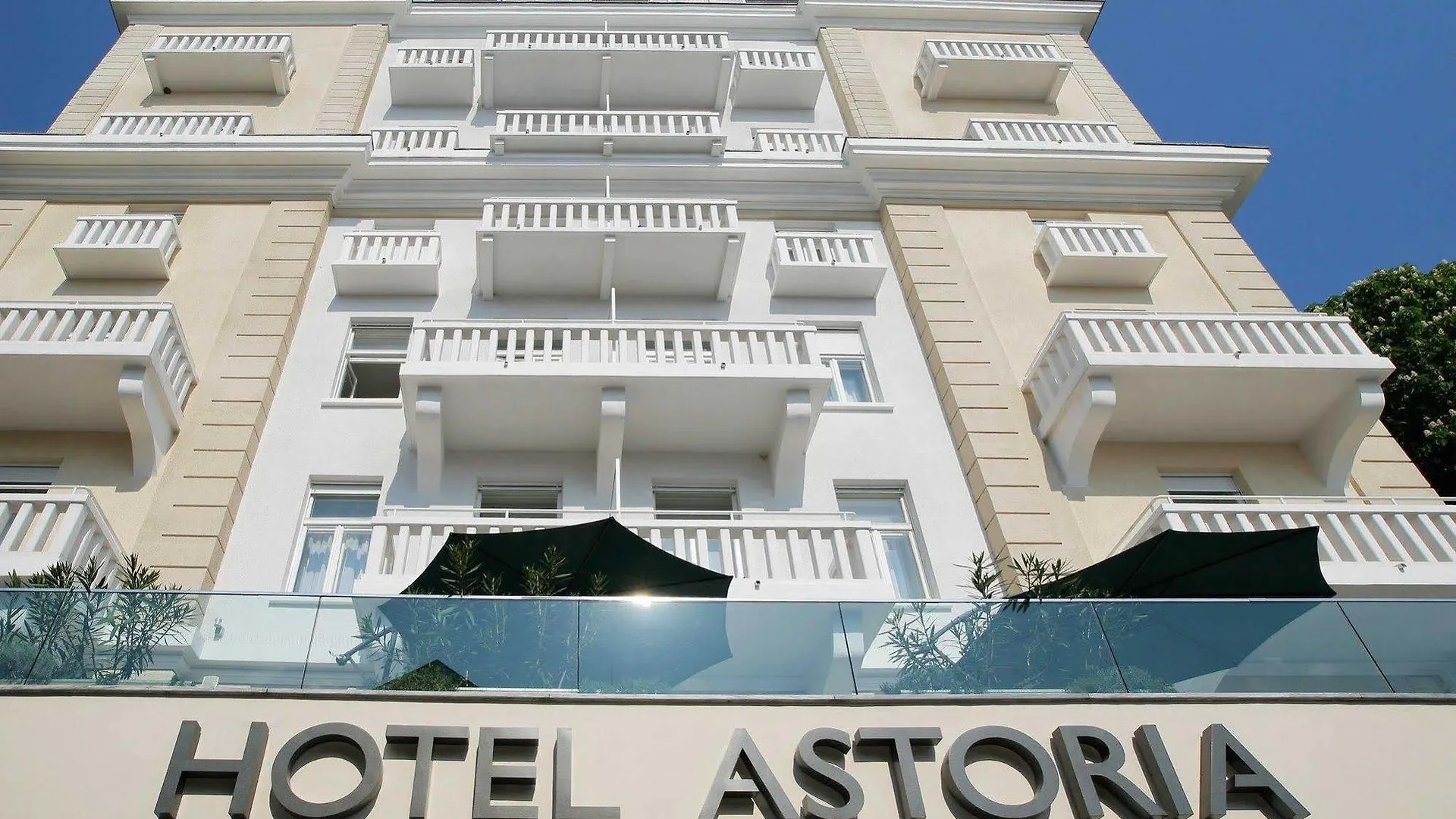 Astoria Hotel Опатия