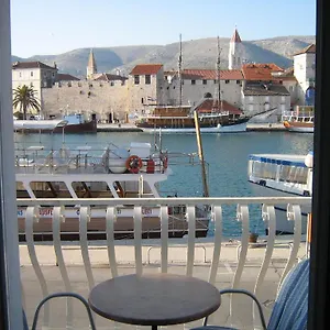 villa-tudor-trogir.splithotels.org/